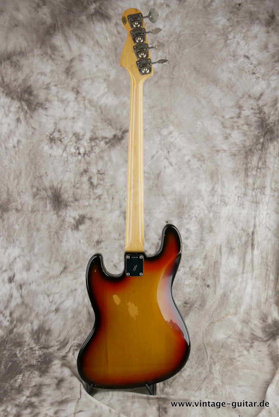 Fender-Jazz-Bass-1969-sunburst-002.JPG