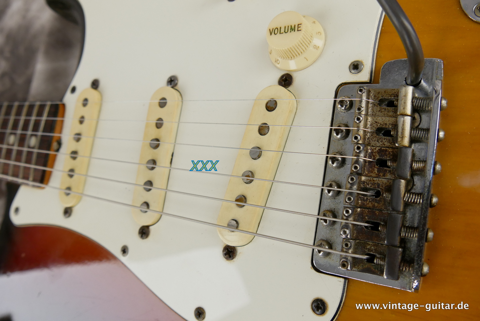 Fender-Stratocaster-1971-sunburst-4-hole-021.JPG