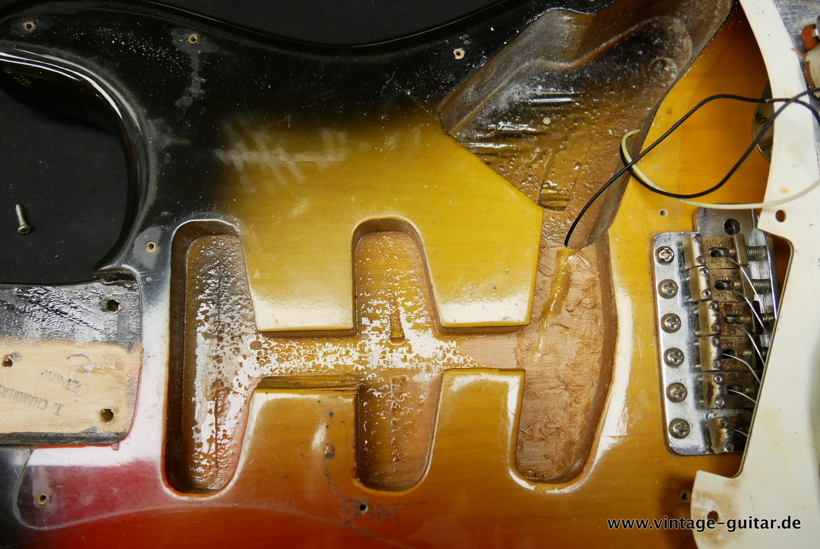 Fender-Stratocaster-1971-sunburst-4-hole-035.JPG