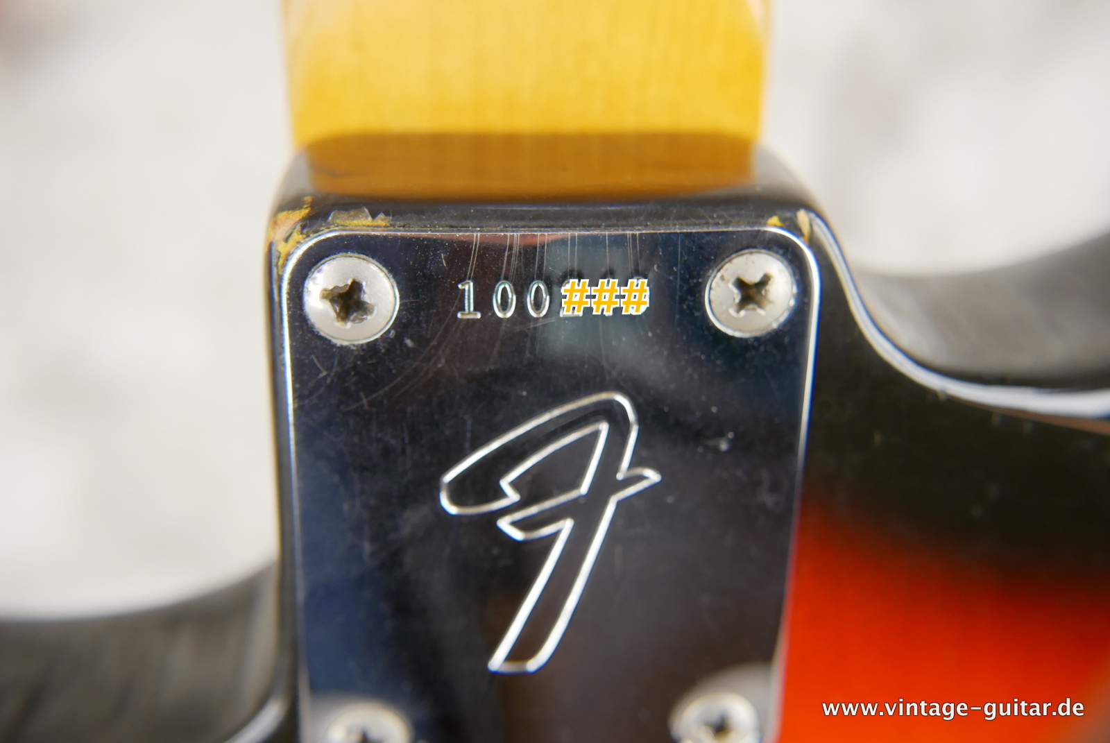 Fender-Stratocaster-1965-sunburst-013.JPG