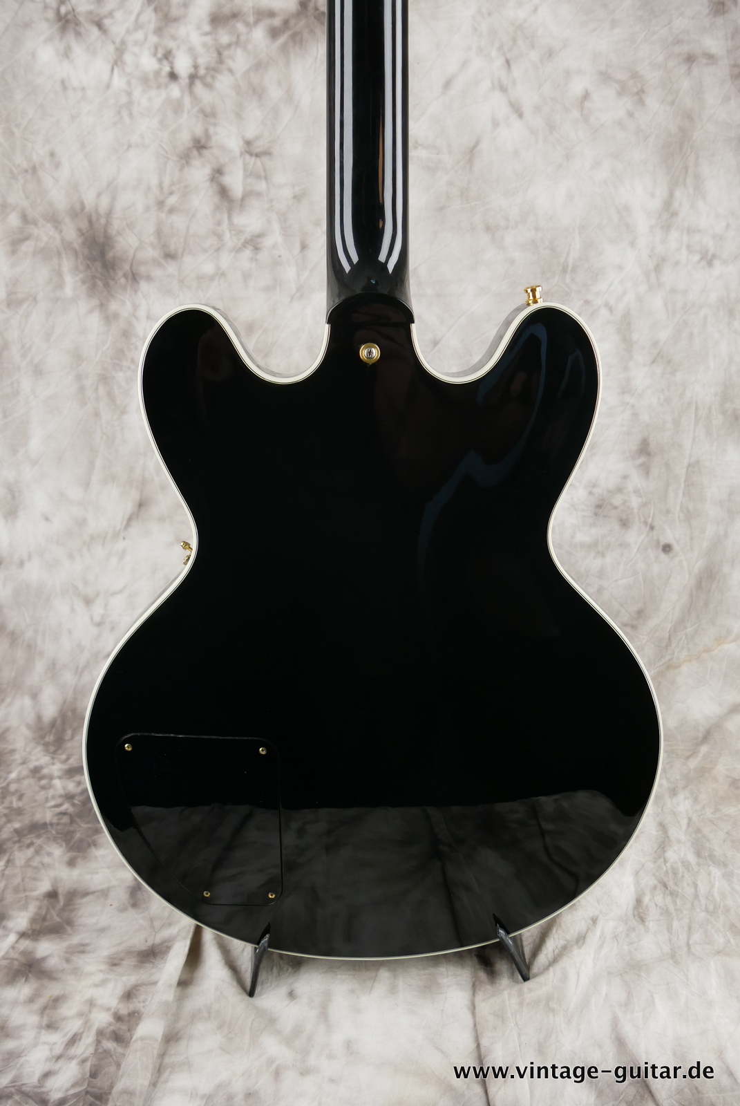 Gibson-bb-king-lucille-stereo-1995-black-008.JPG