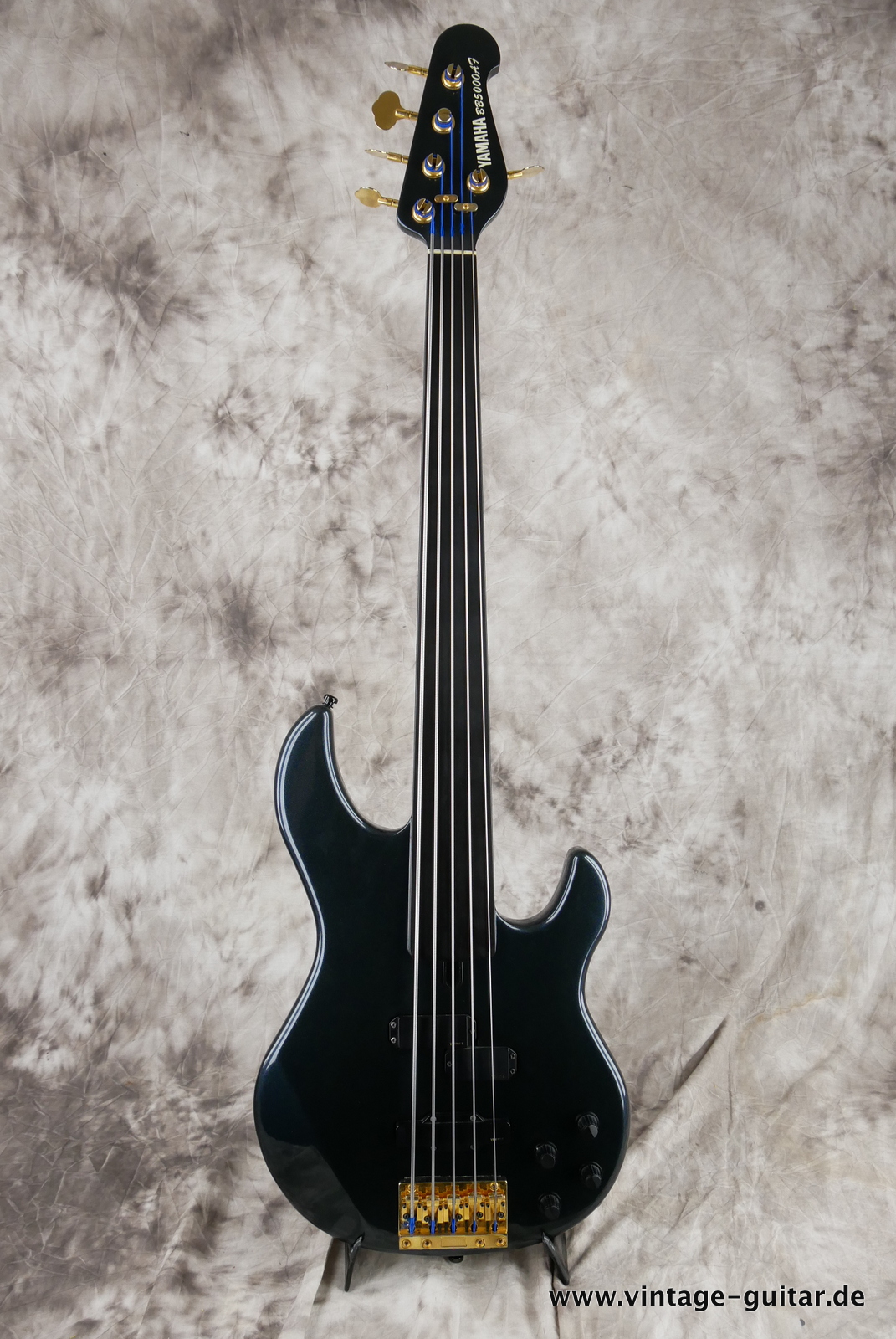 Yamaha-BB-5000-AF-fretless-5-string-bass-1993-gunmetal-blue-001.JPG