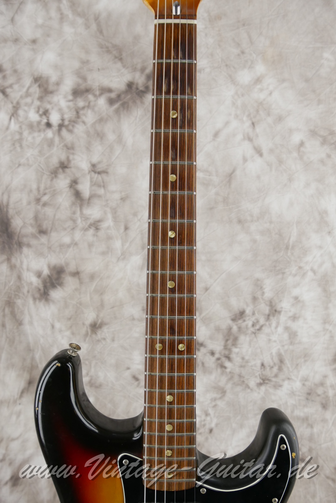 Fender_Stratocaster_hardtail_USA_sunburst_1978-005.JPG