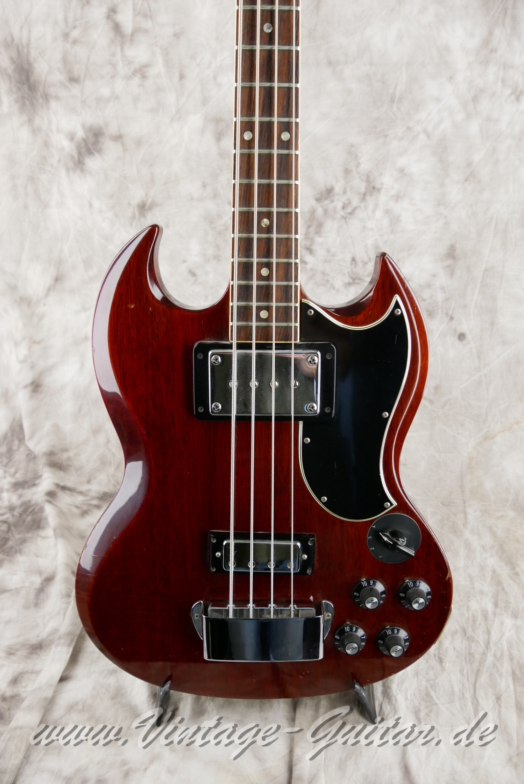 Gibson-EB3-slotted-headstock-1972-winered-007.jpg