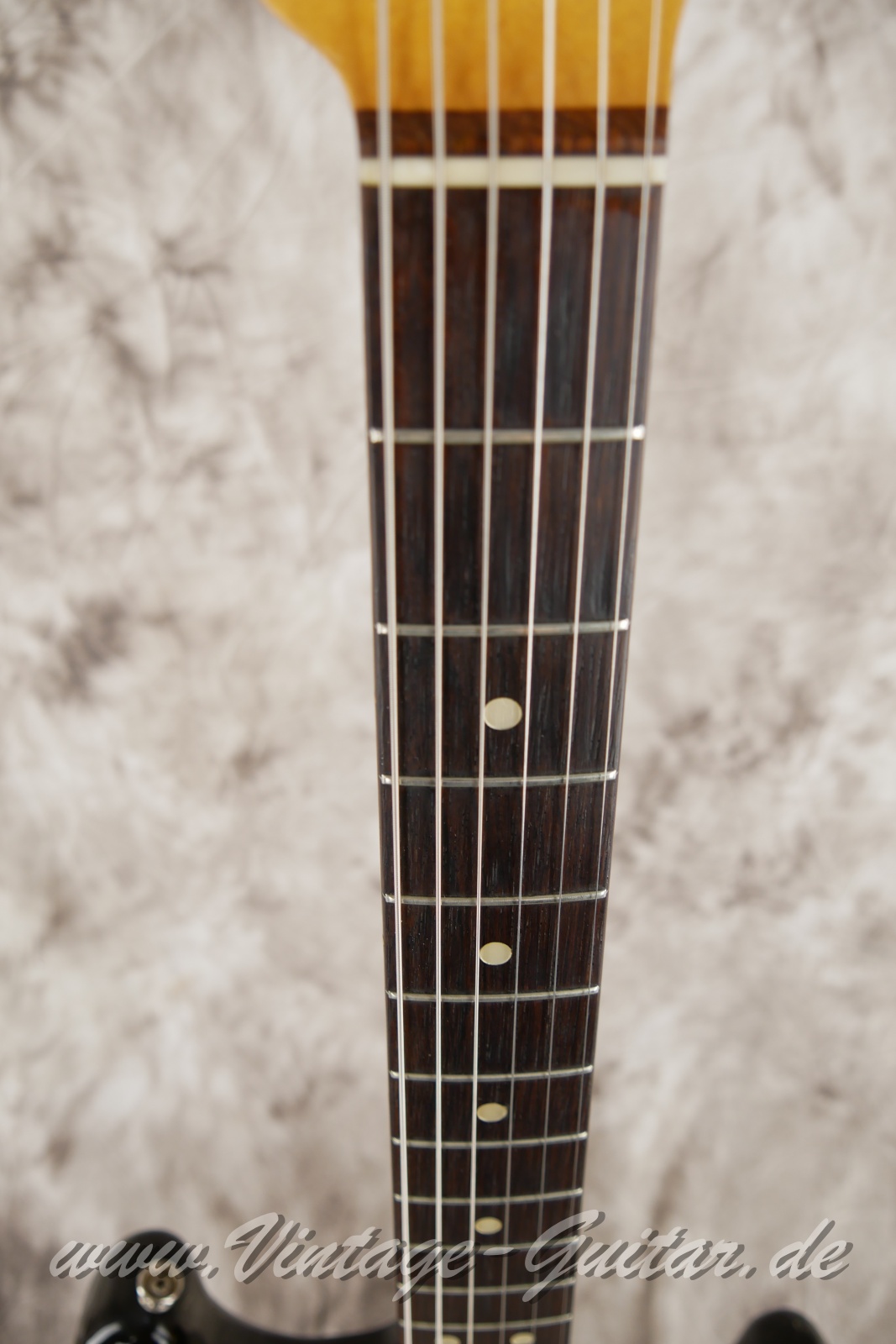 Fender-Stratocaster-1965-sunburst-007.JPG