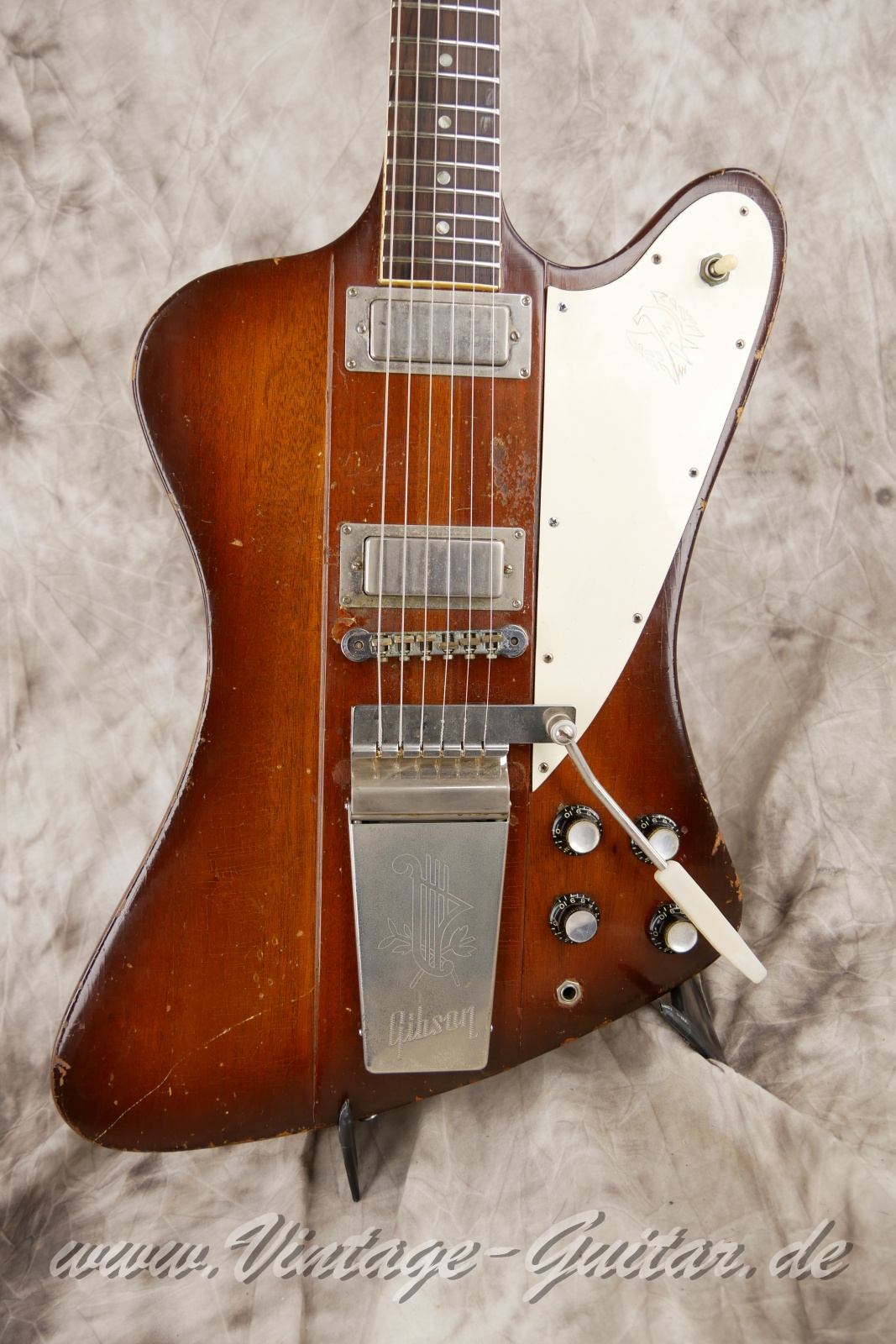 Gibson-Firebird-III-1964-002.JPG