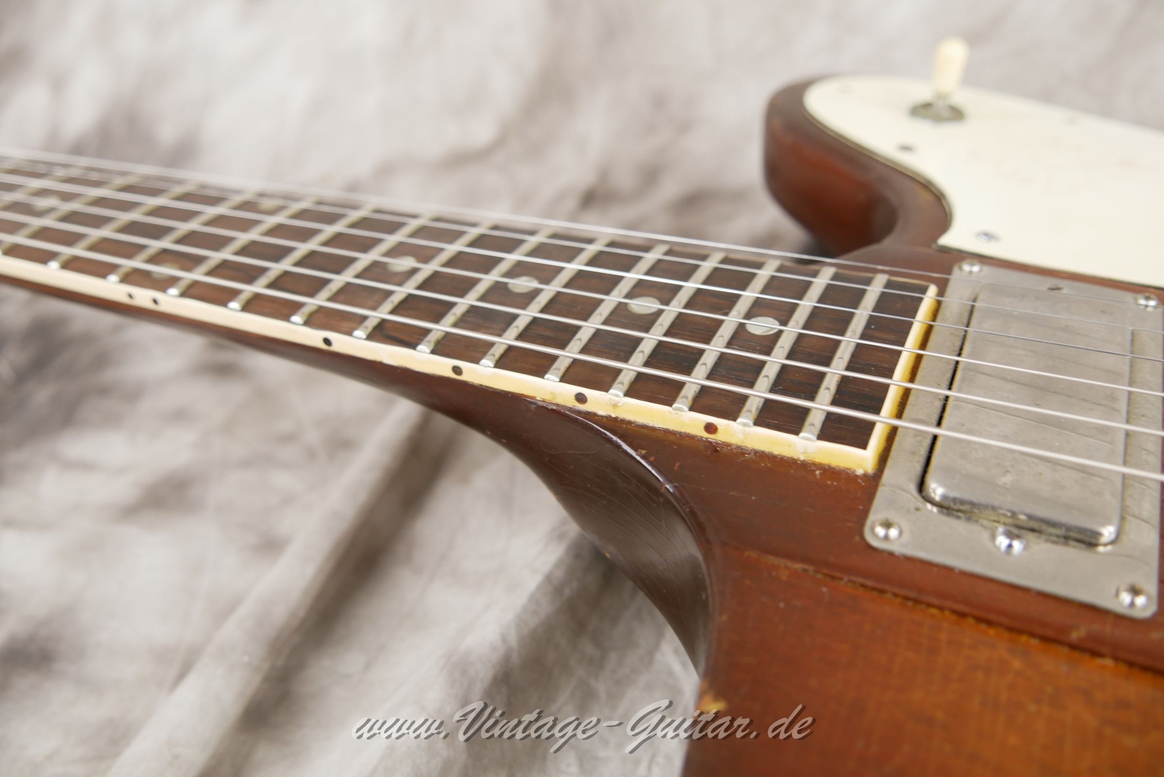 Gibson-Firebird-III-1964-010.JPG