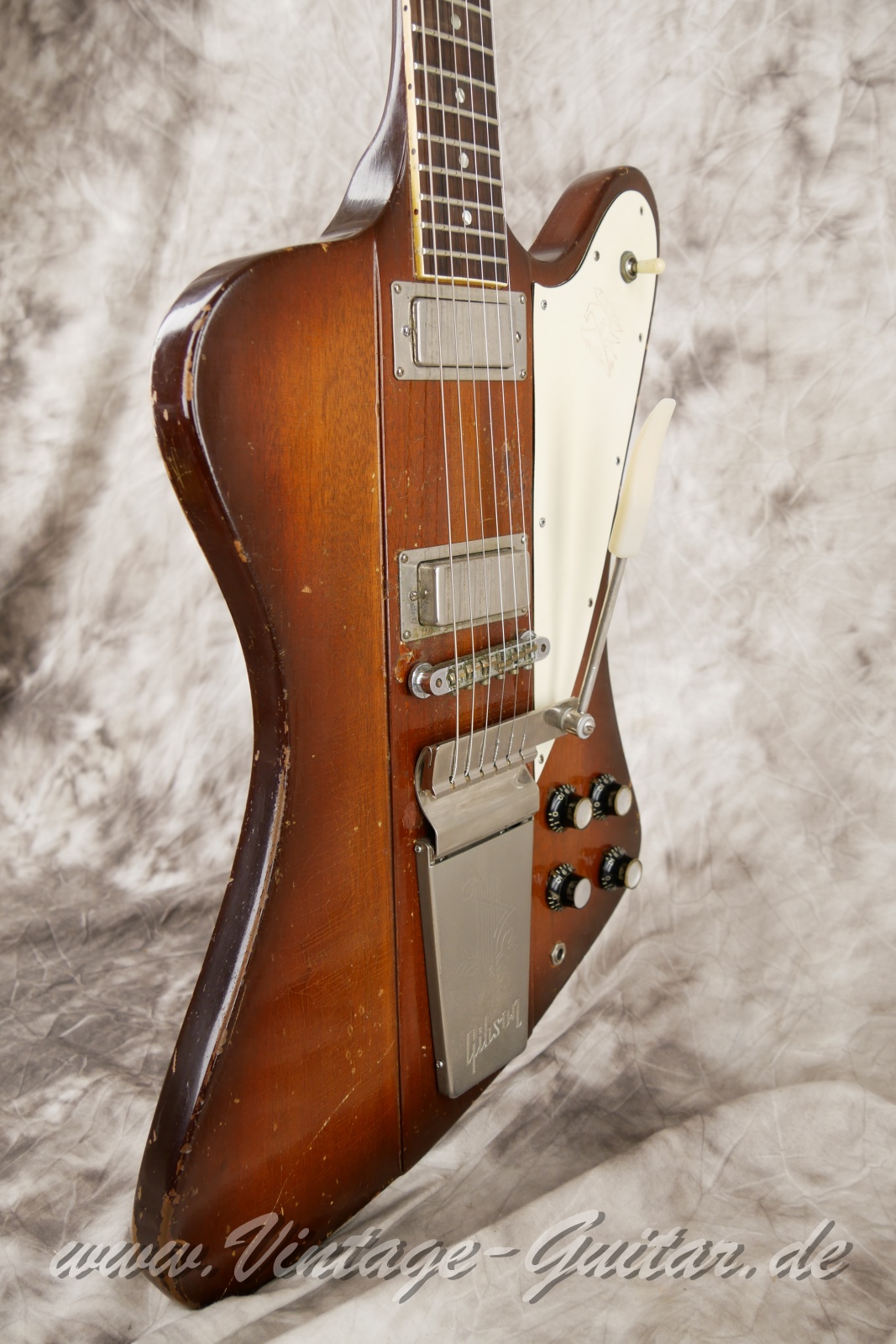 Gibson-Firebird-III-1964-017.JPG