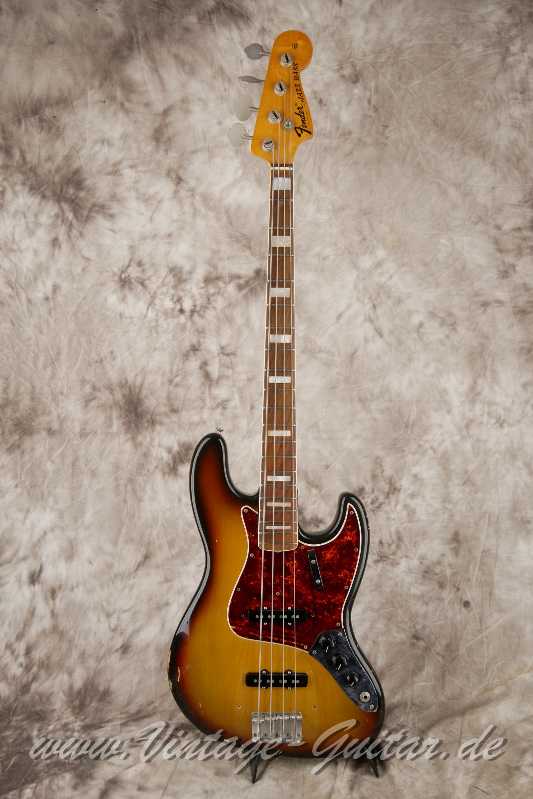 Fender-Jazz-Bass-1972-sunburst-001.JPG