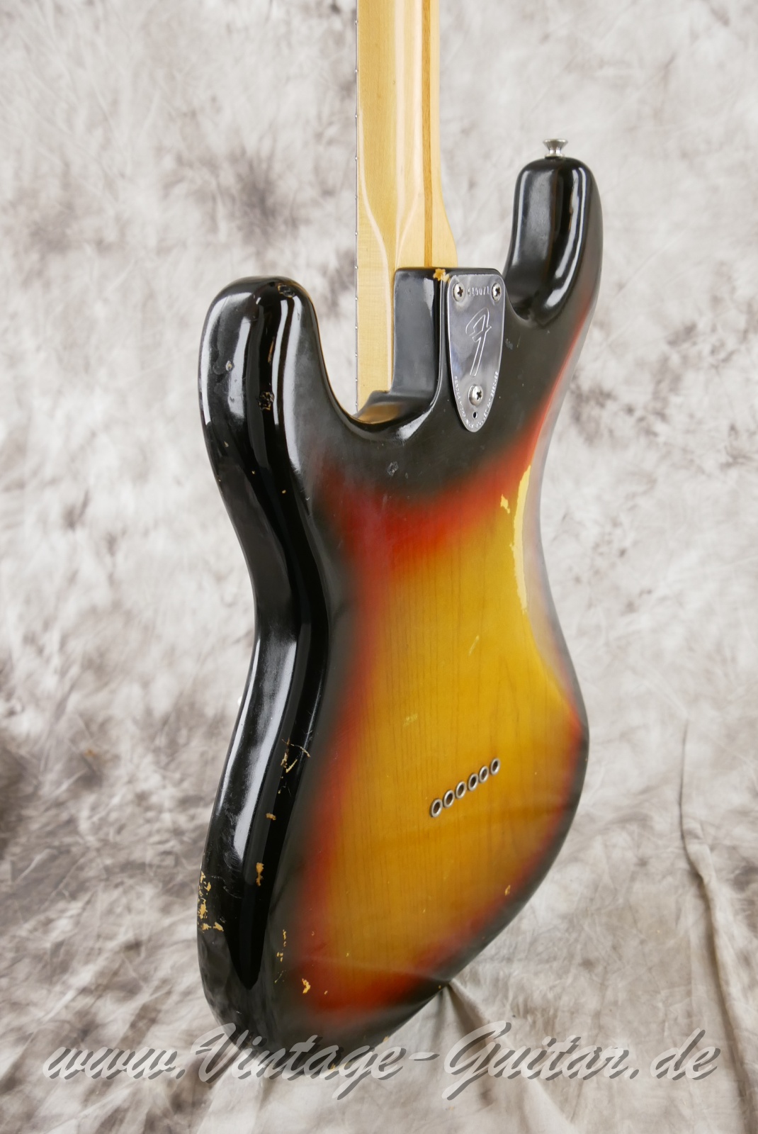 Fender-Stratocaster-Hardtail-1974c.-sunburst-011.jpg