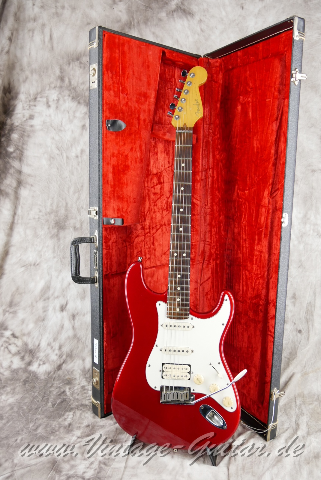Fender_Stratocaster_Lonestar_HSS_USA_candy_apple_red_1996-014.JPG