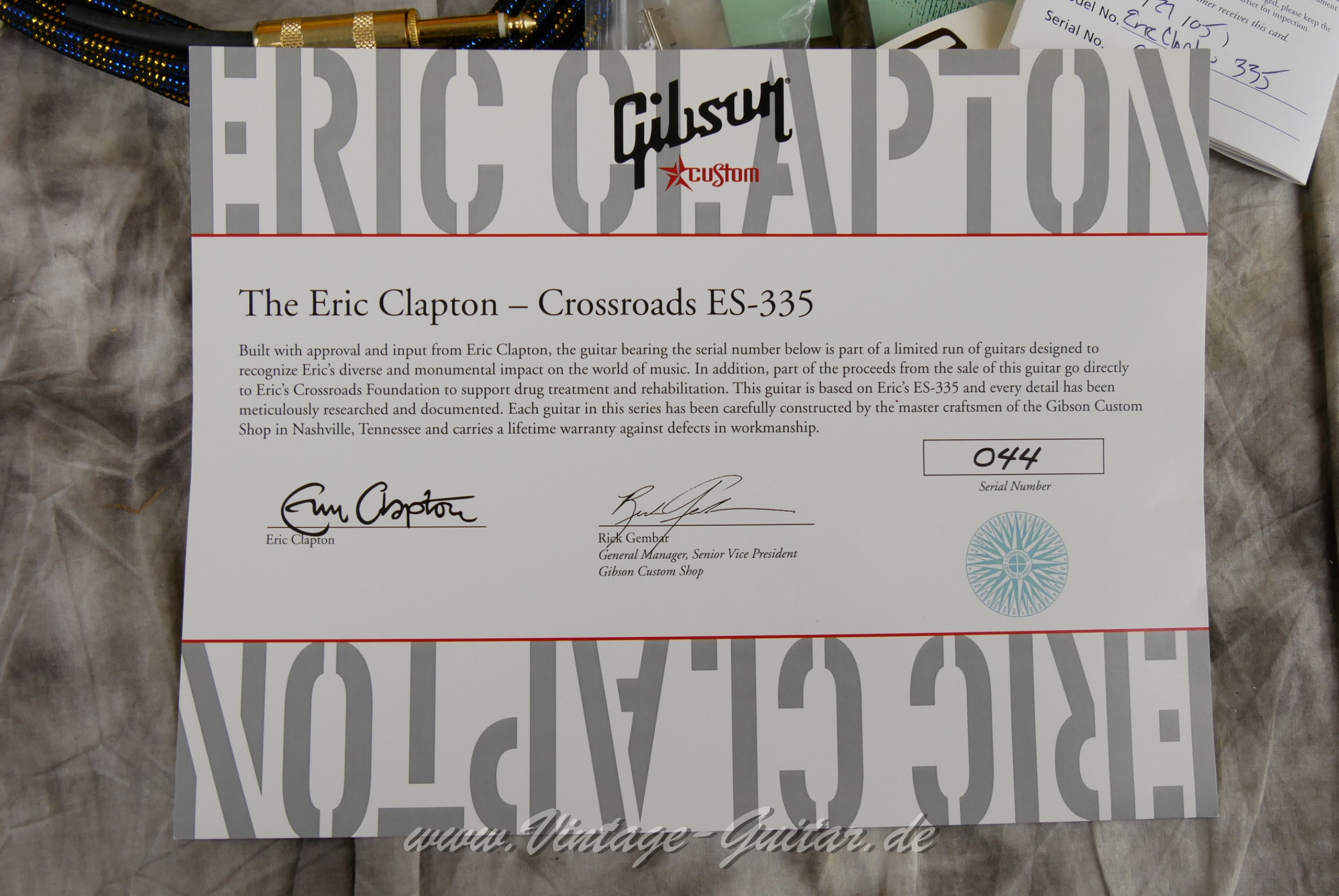 Gibson-ES-335-TD-Eric-Clapton-Cream-limited-edition-2005-026.JPG