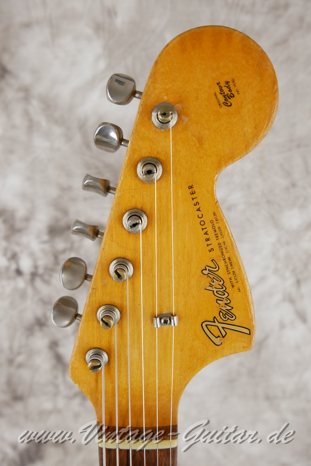 Fender_Stratocaster_body_stripped_1966-003.JPG