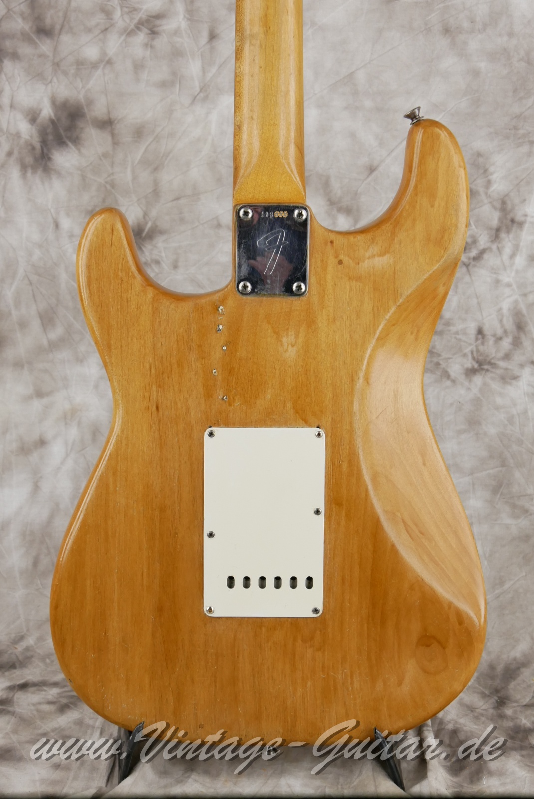 Fender_Stratocaster_body_stripped_1966-008.JPG