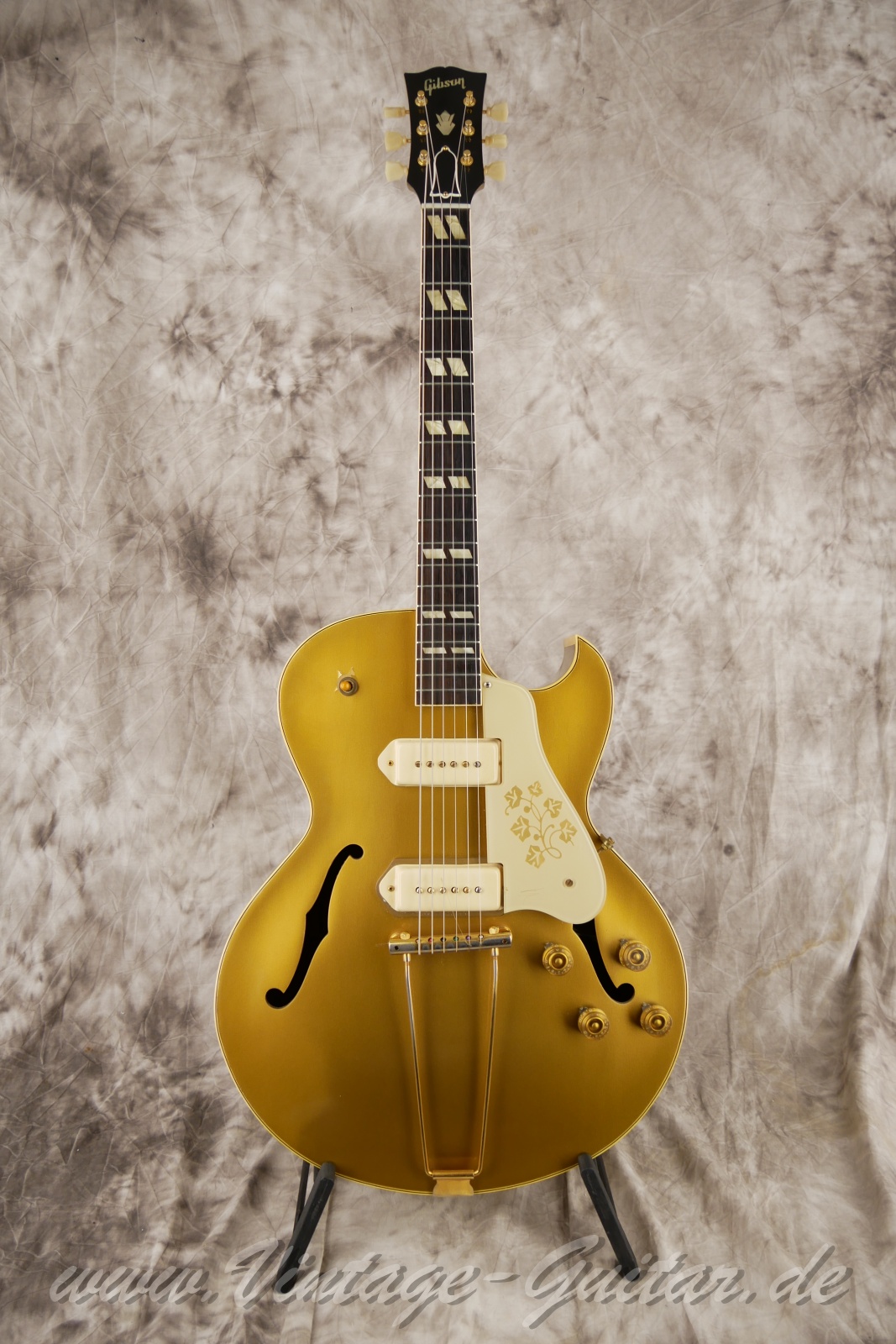Gibson-ES-295-refinished-1953-gold-001.jpg