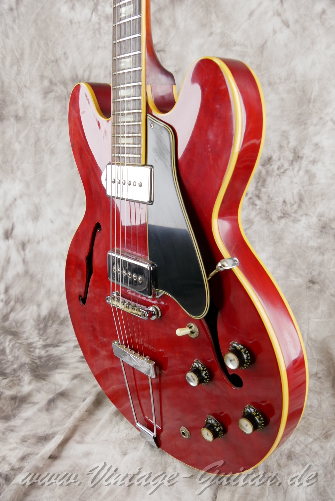 Gibson-ES-330-TD-1966-winered-010.jpg