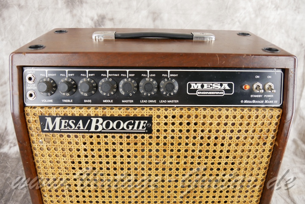 Mesa-Boogie-Mark-III-red-stripe-1990-mahagony-007.jpg