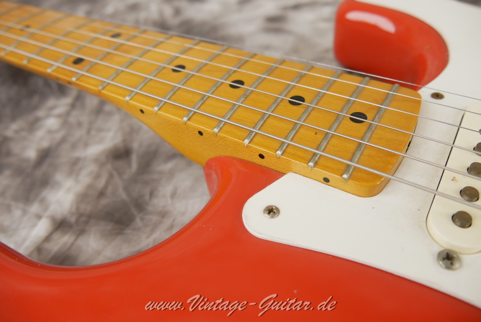 Fender-Stratocaster-50s-Reissue-fiesta-red-015.JPG