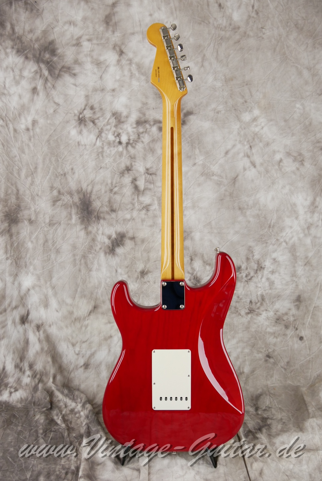 Fender_Stratocaster_classic_50s_Mexico_transparent_red_2010-002.JPG