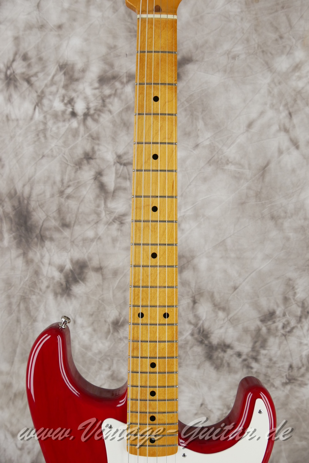 Fender_Stratocaster_classic_50s_Mexico_transparent_red_2010-007.JPG