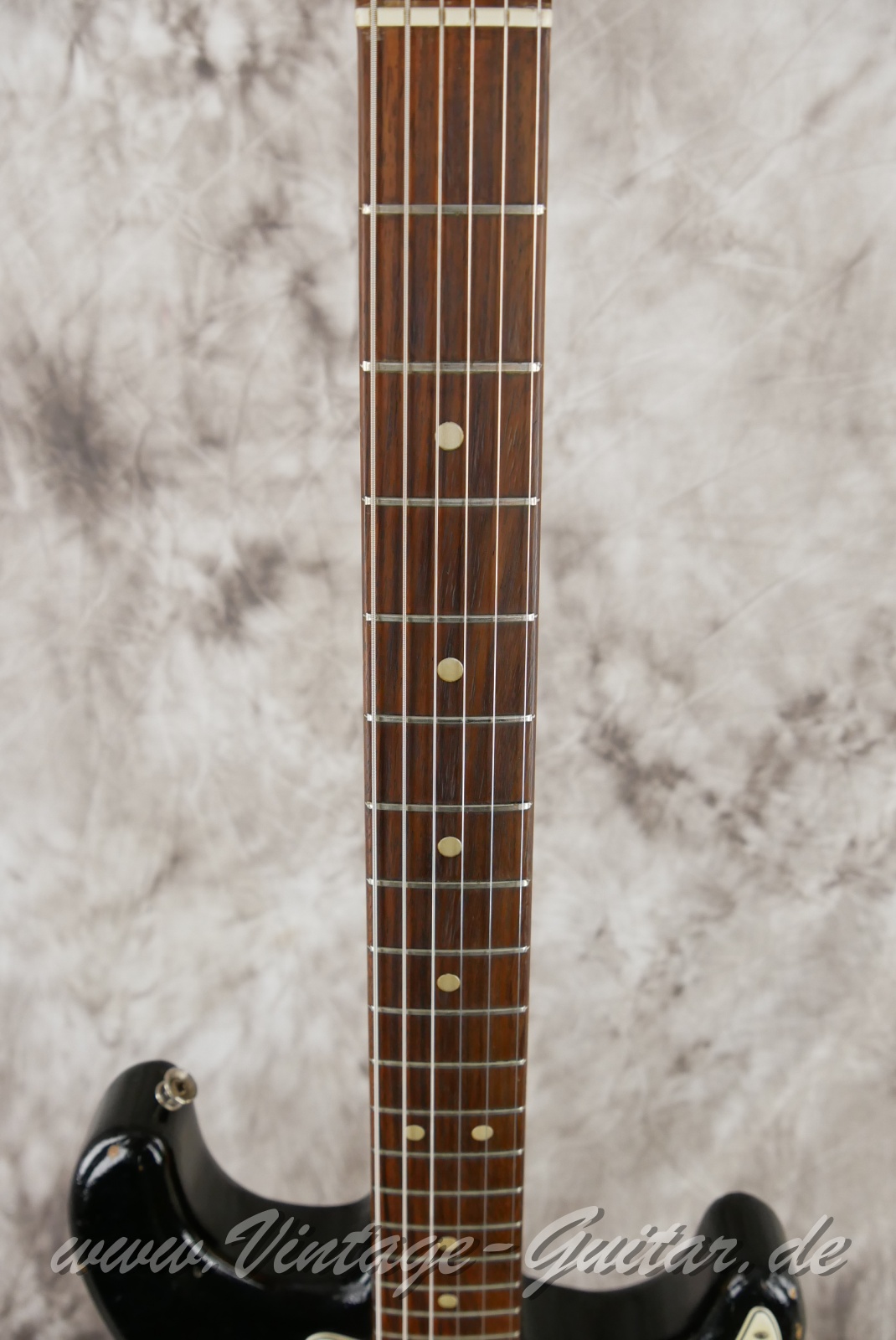 Fender-Stratocaster-1964-body-with-1969-neck-black-005.jpg
