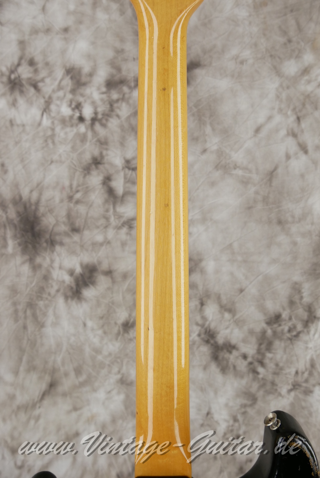 Fender-Stratocaster-1964-body-with-1969-neck-black-006.jpg