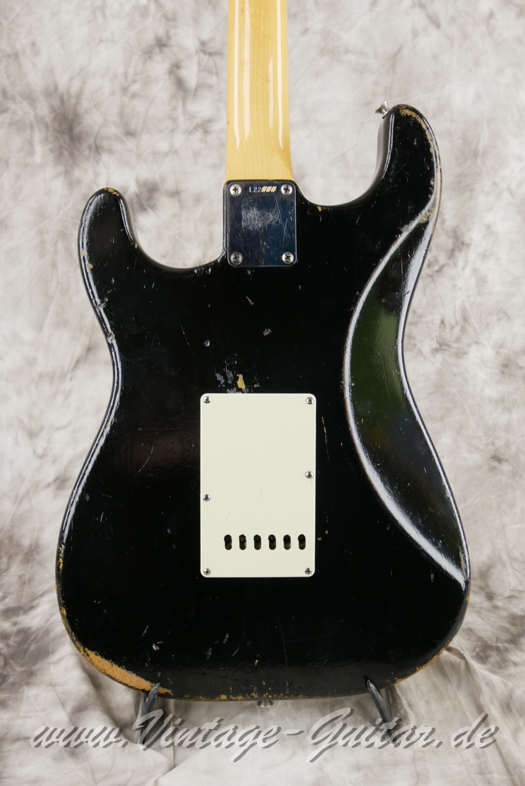 Fender-Stratocaster-1964-body-with-1969-neck-black-008.jpg