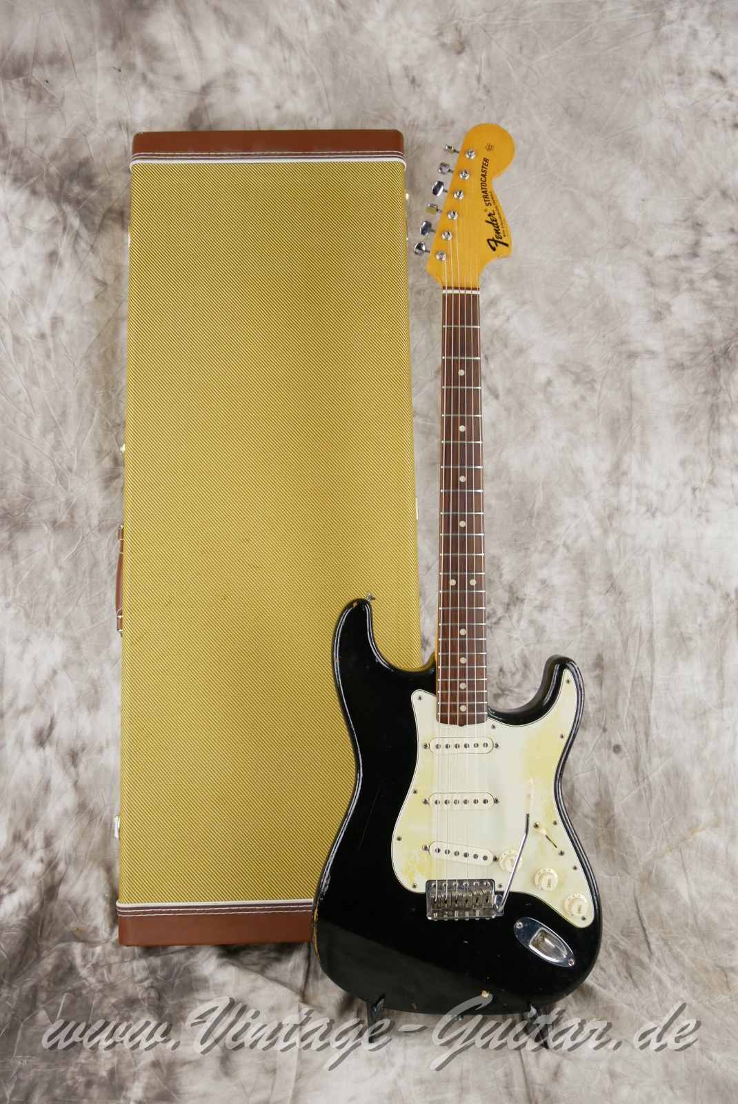 Fender-Stratocaster-1964-body-with-1969-neck-black-039.jpg