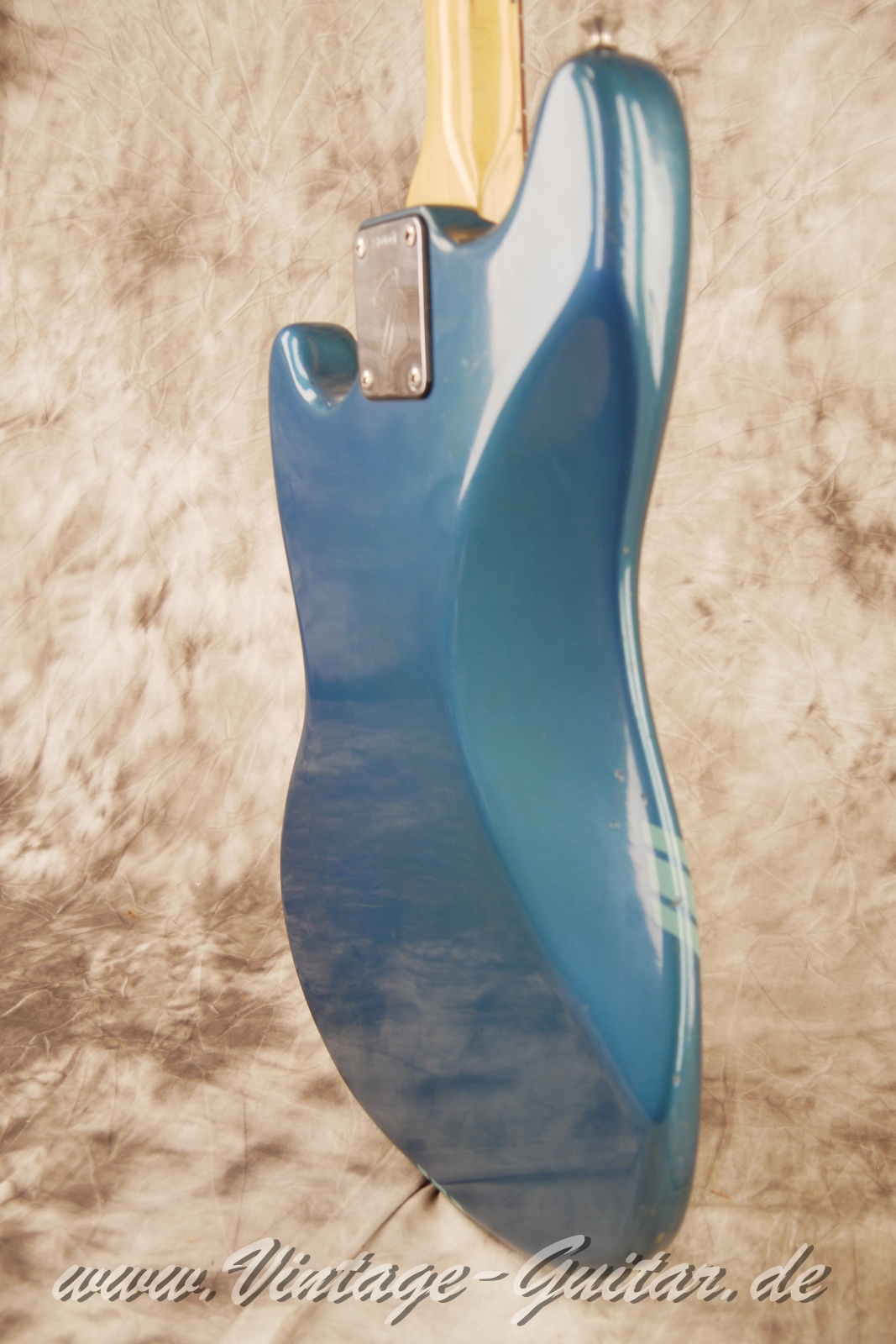 Fender-Mustang-Competition-1973-lake-placid-blue-012.JPG