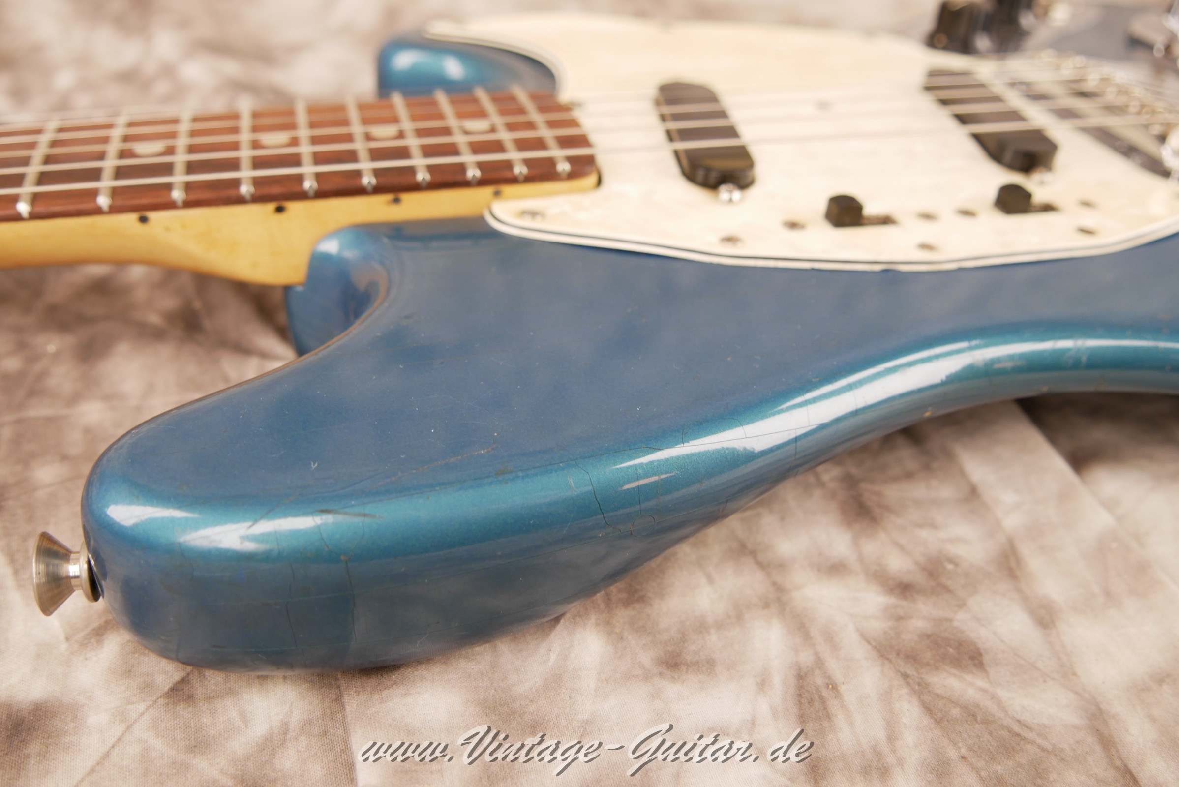 Fender-Mustang-Competition-1973-lake-placid-blue-018.JPG