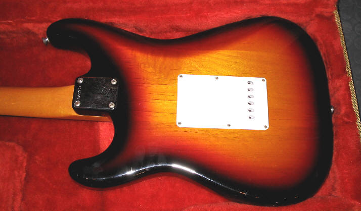 Stratocaster-1983-sb-back.jpg