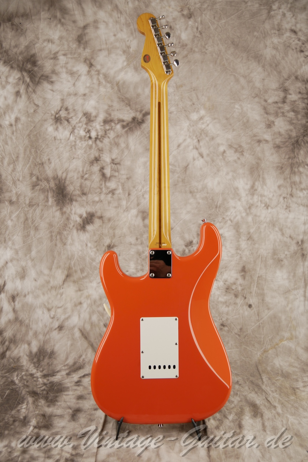 Fender_Startocaster_Strat_Japan_Baujahr_1996_fiesta_red-002.jpg