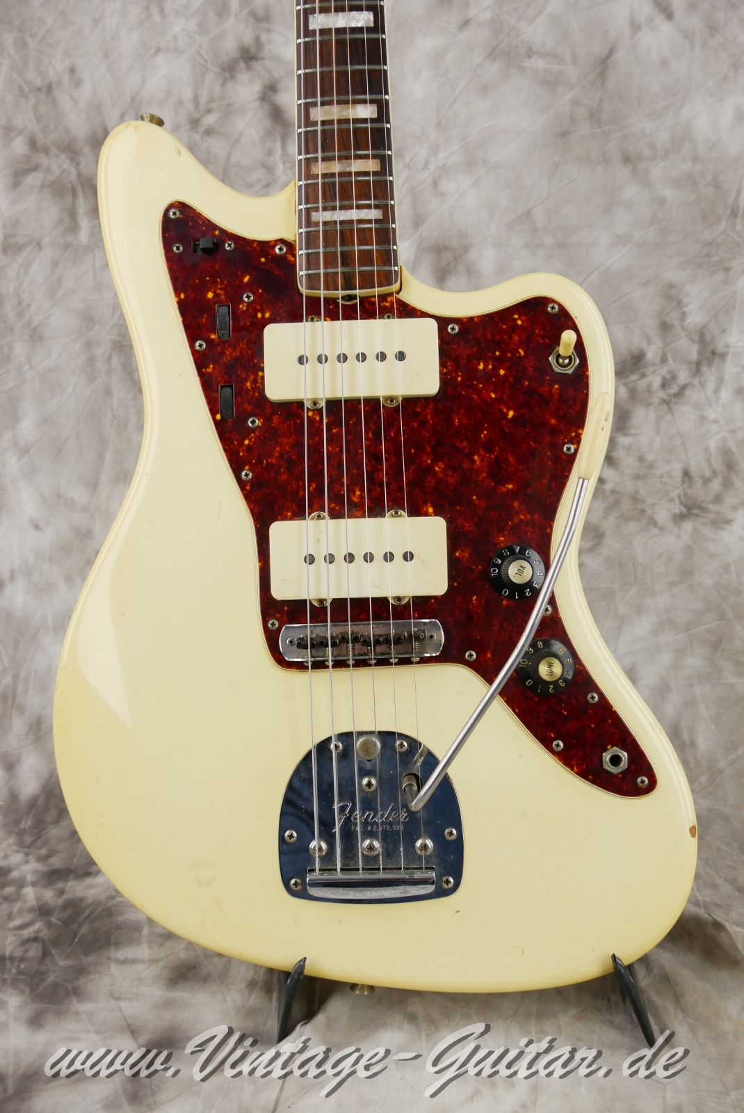 Fender-Jazzmaster-1968-Olympic-White-002.JPG