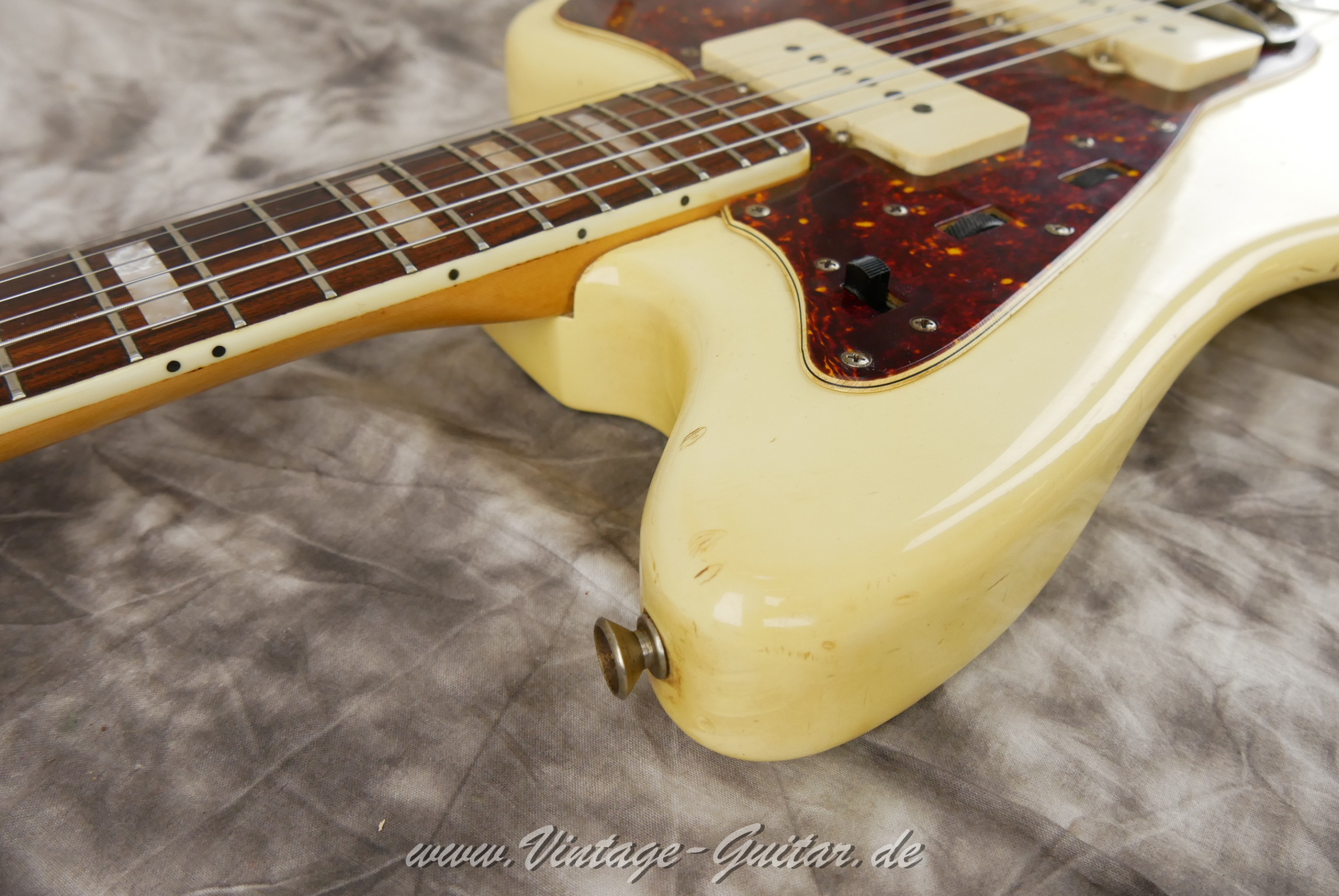 Fender-Jazzmaster-1968-Olympic-White-017.JPG