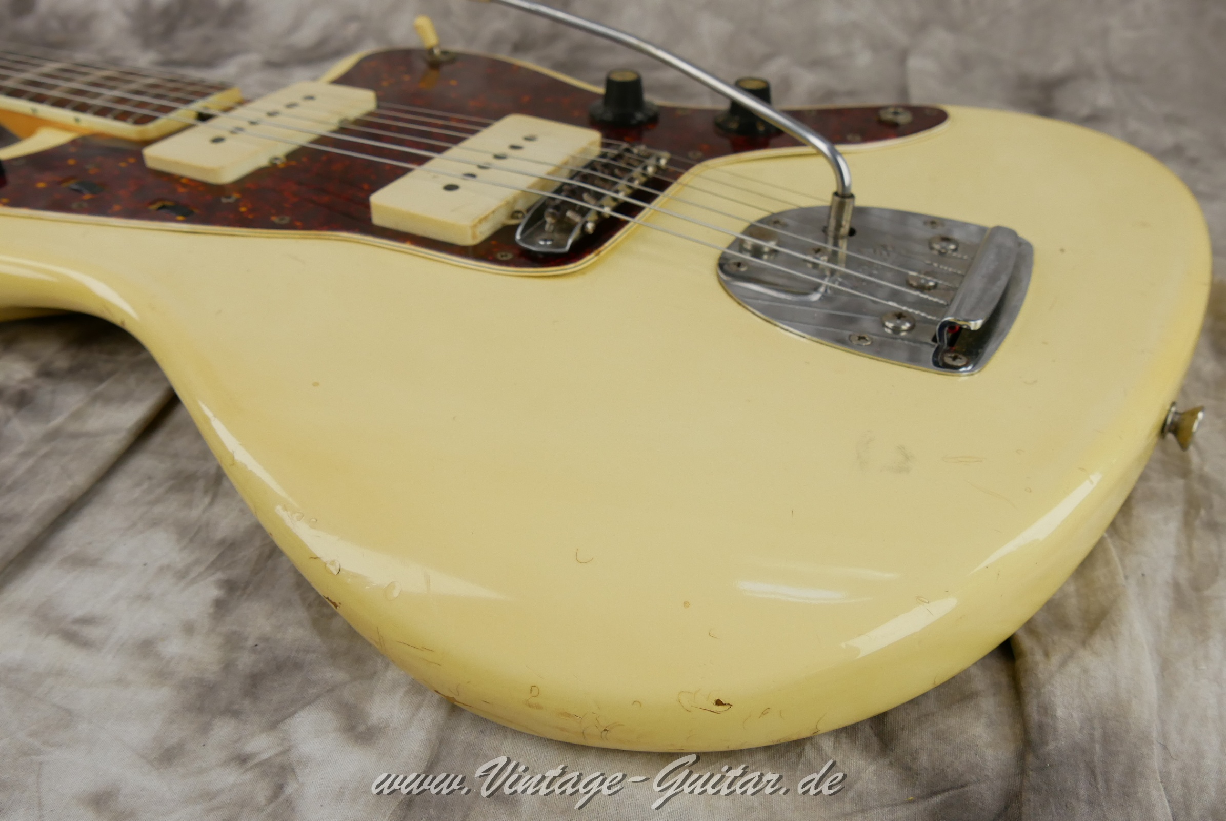 Fender-Jazzmaster-1968-Olympic-White-019.JPG