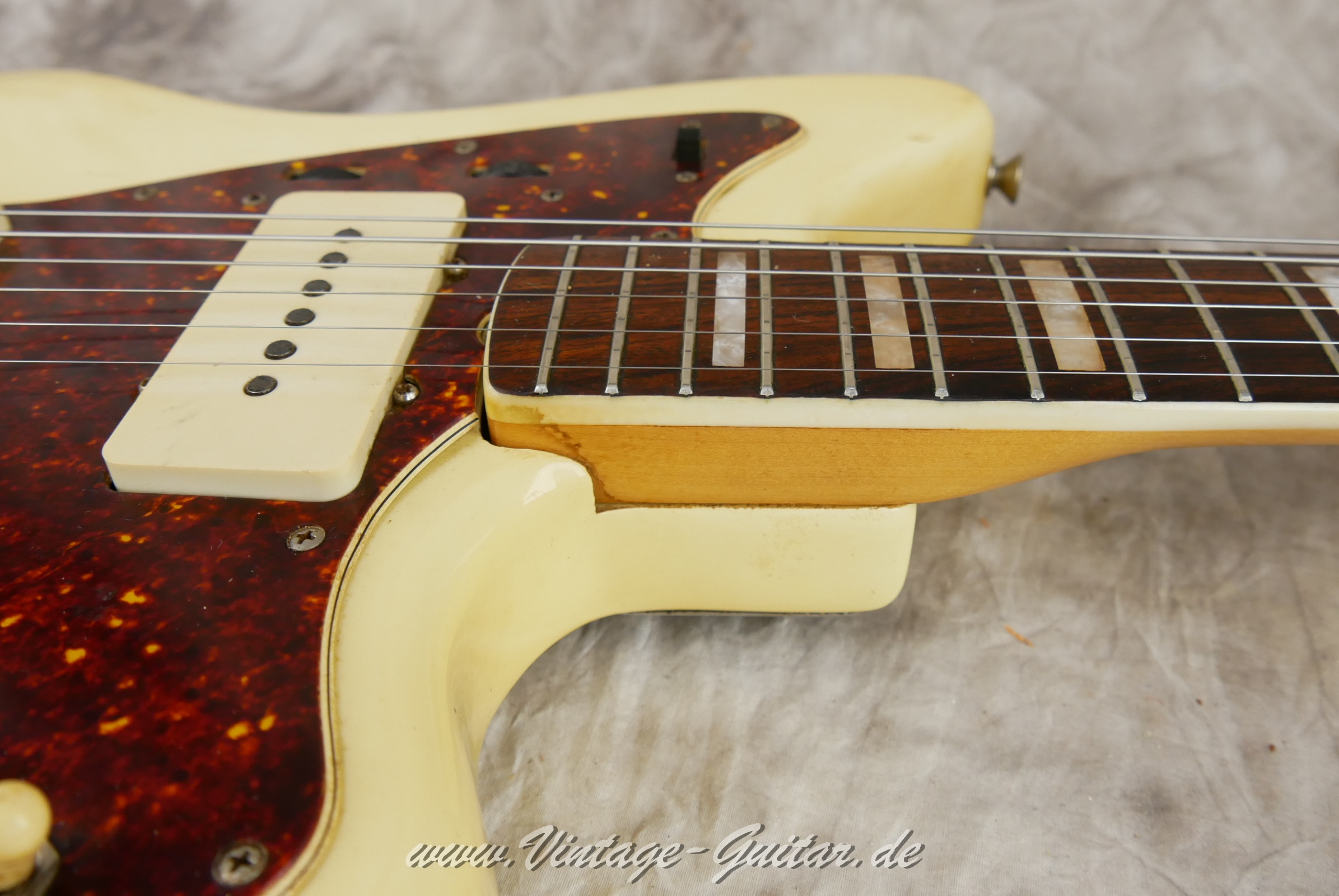 Fender-Jazzmaster-1968-Olympic-White-021.JPG