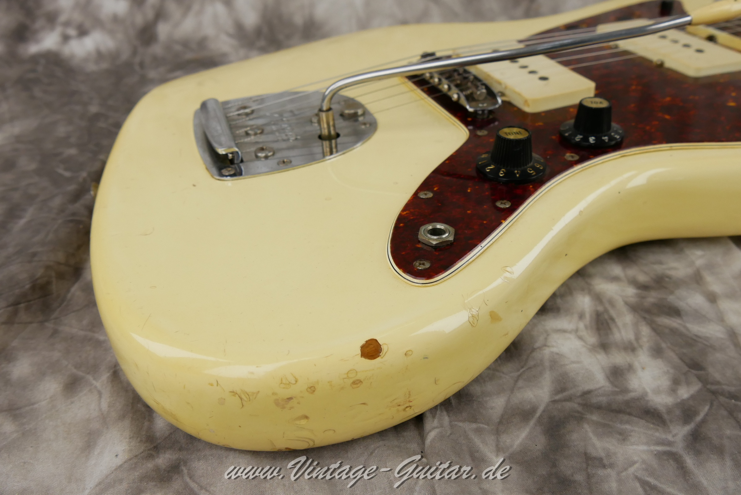 Fender-Jazzmaster-1968-Olympic-White-023.JPG