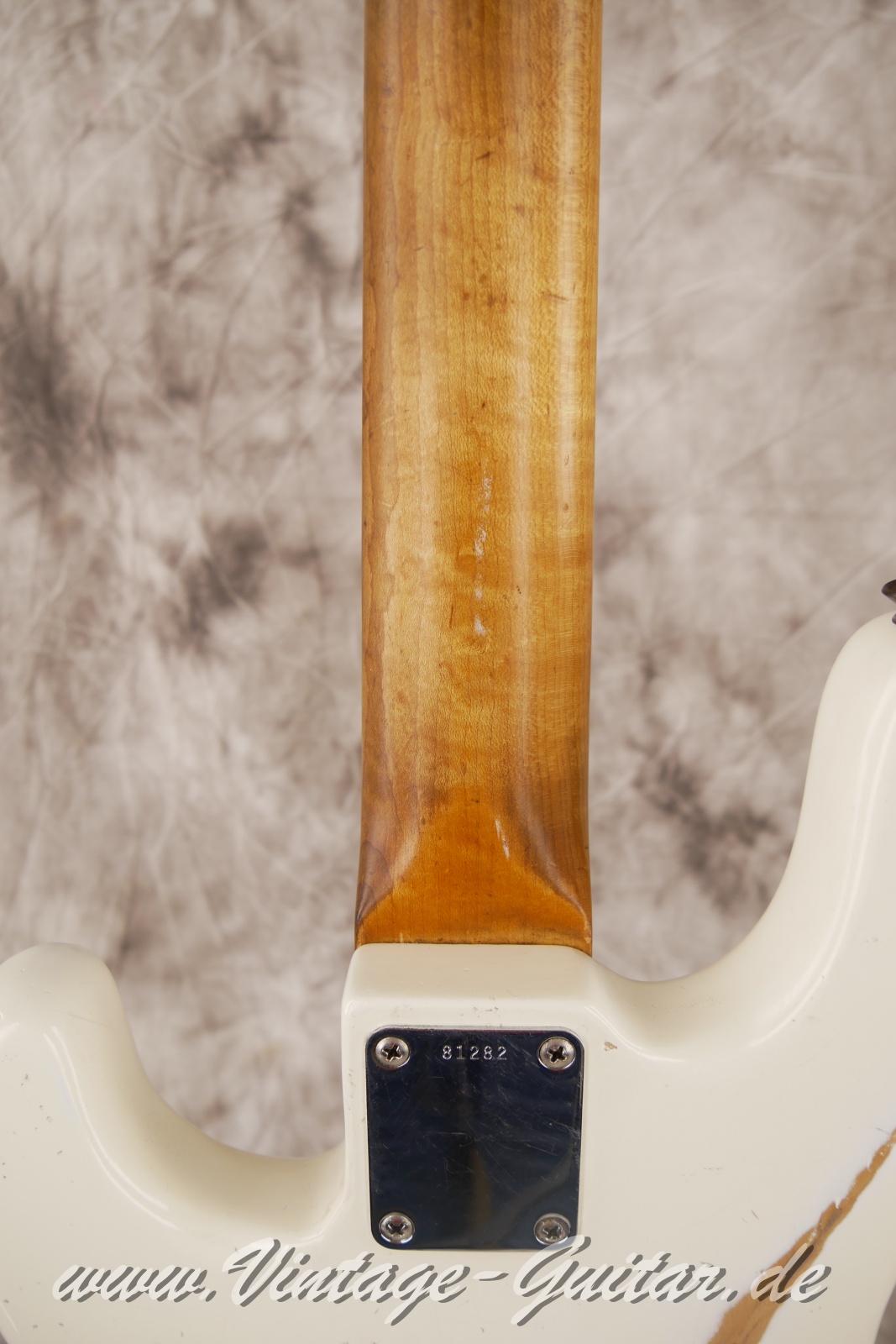 Fender-Precision-Bass-1962-olympic-white-013.JPG