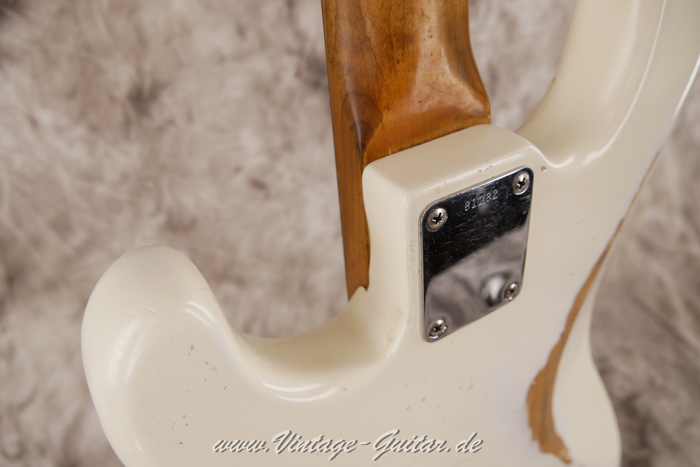 Fender-Precision-Bass-1962-olympic-white-015.JPG