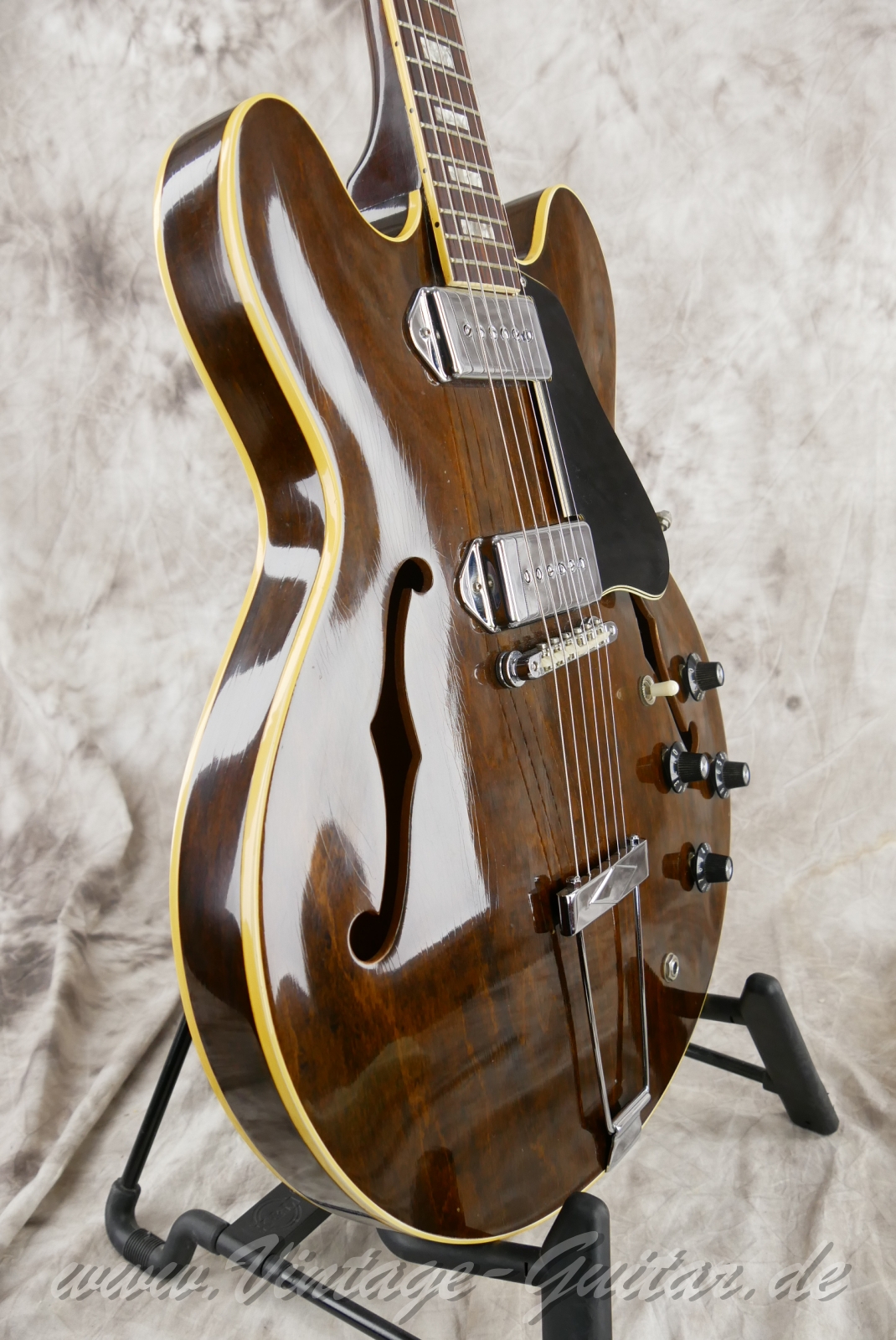 Gibson_es330td_walnut_1970_USA-009.jpg