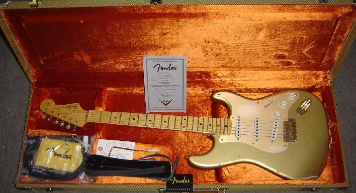Fender-Stratocaster-Gold-Relic.jpg