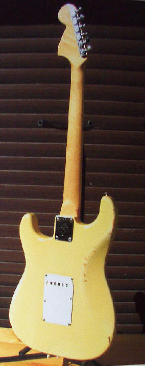 Fender-Straocaster-1969-b.jpg