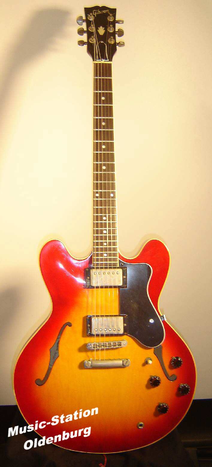 Gibson-ES-335-84-1.jpg
