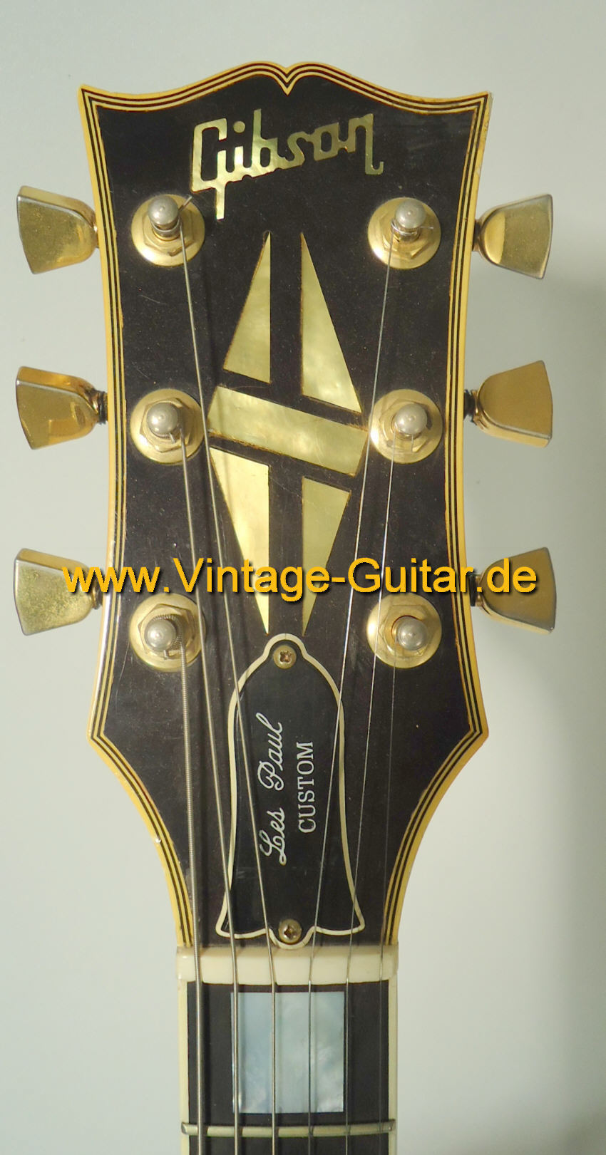 Gibson-Les-Paul-Custom-1988-d.jpg