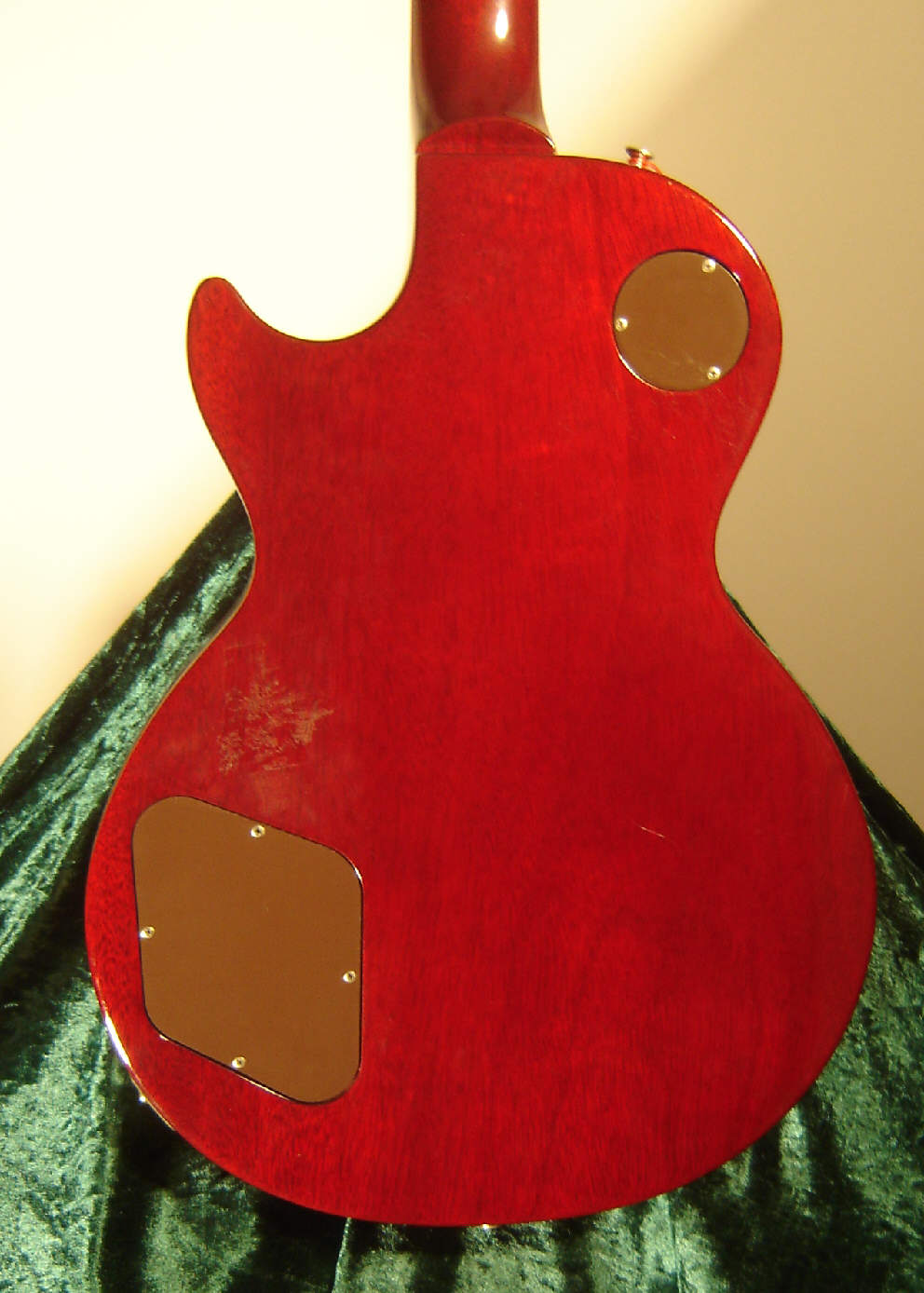 Gibson-Les-Paul-Standard-Flametop-3.jpg