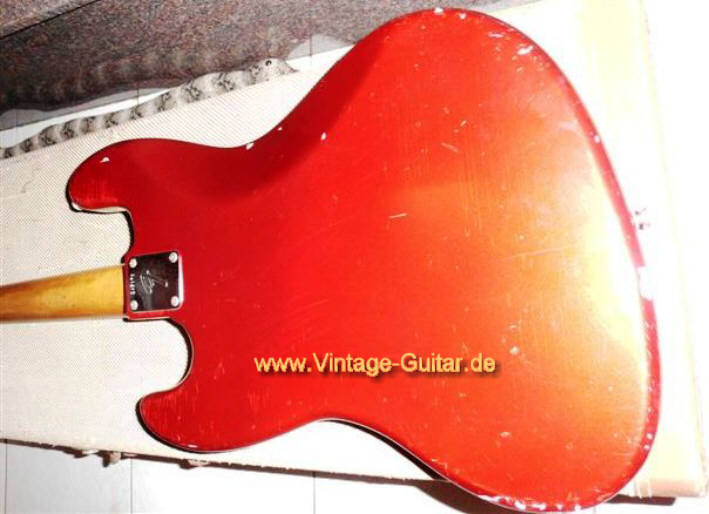 Fender-Jazzbass-1966-CAR-c.jpg