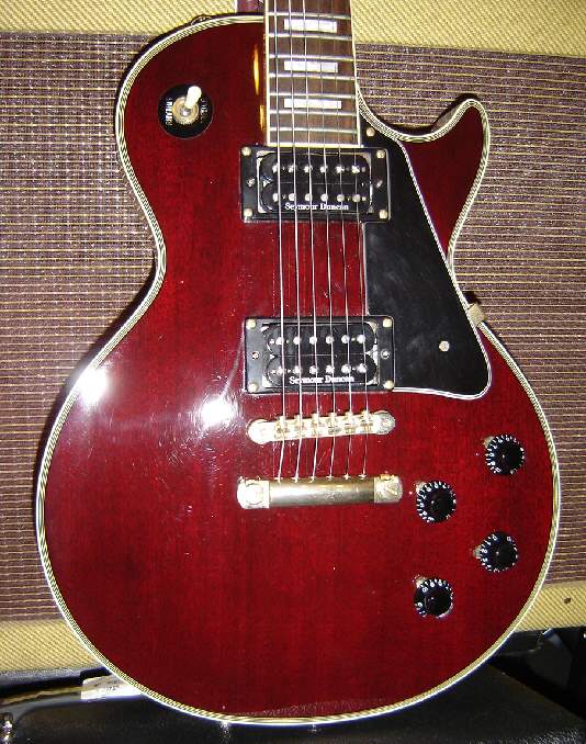 Tokai-LP-Custom-2.jpg