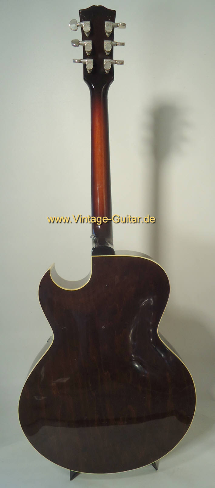Gibson-ES-125-CD-sunburst-1968-b.jpg