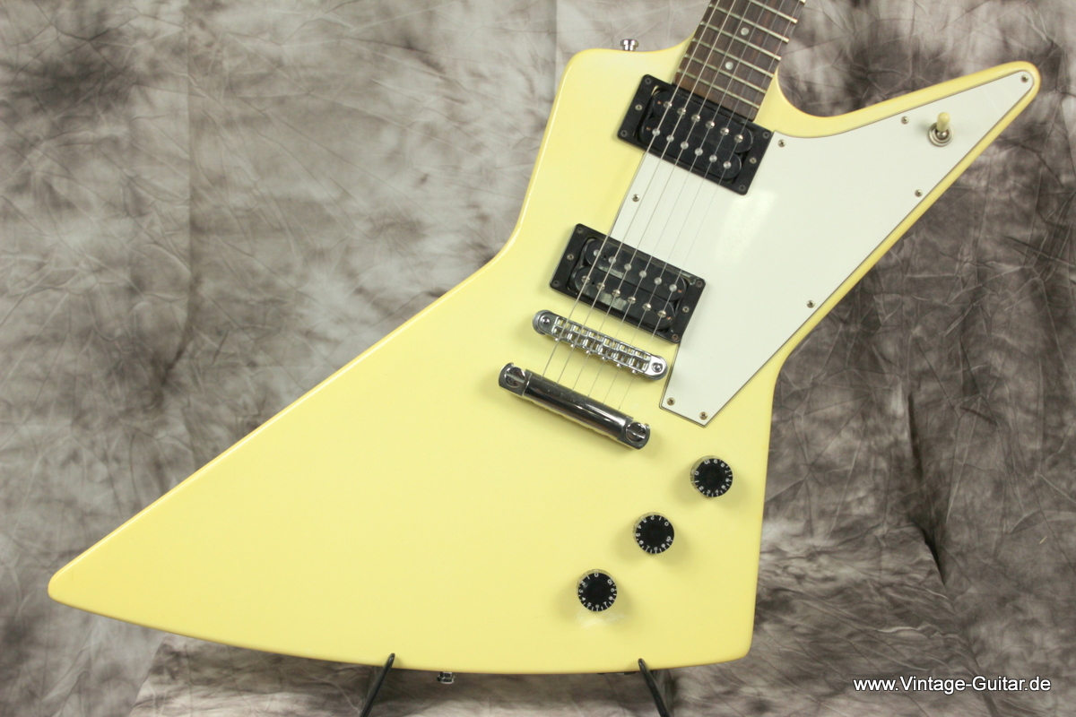 Gibson-Explorer-1992-white-002.JPG