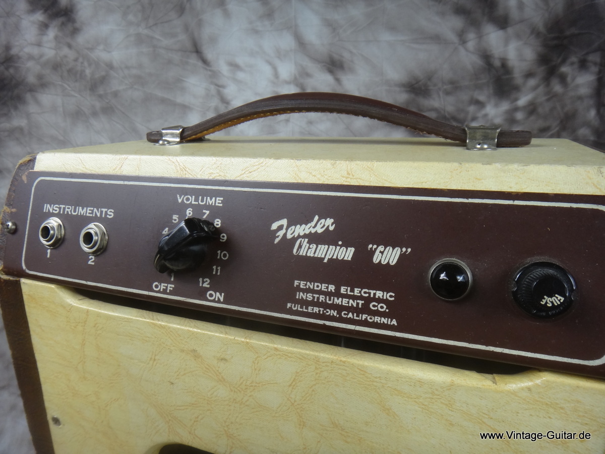 Fender-Champ-600-1950-004.JPG